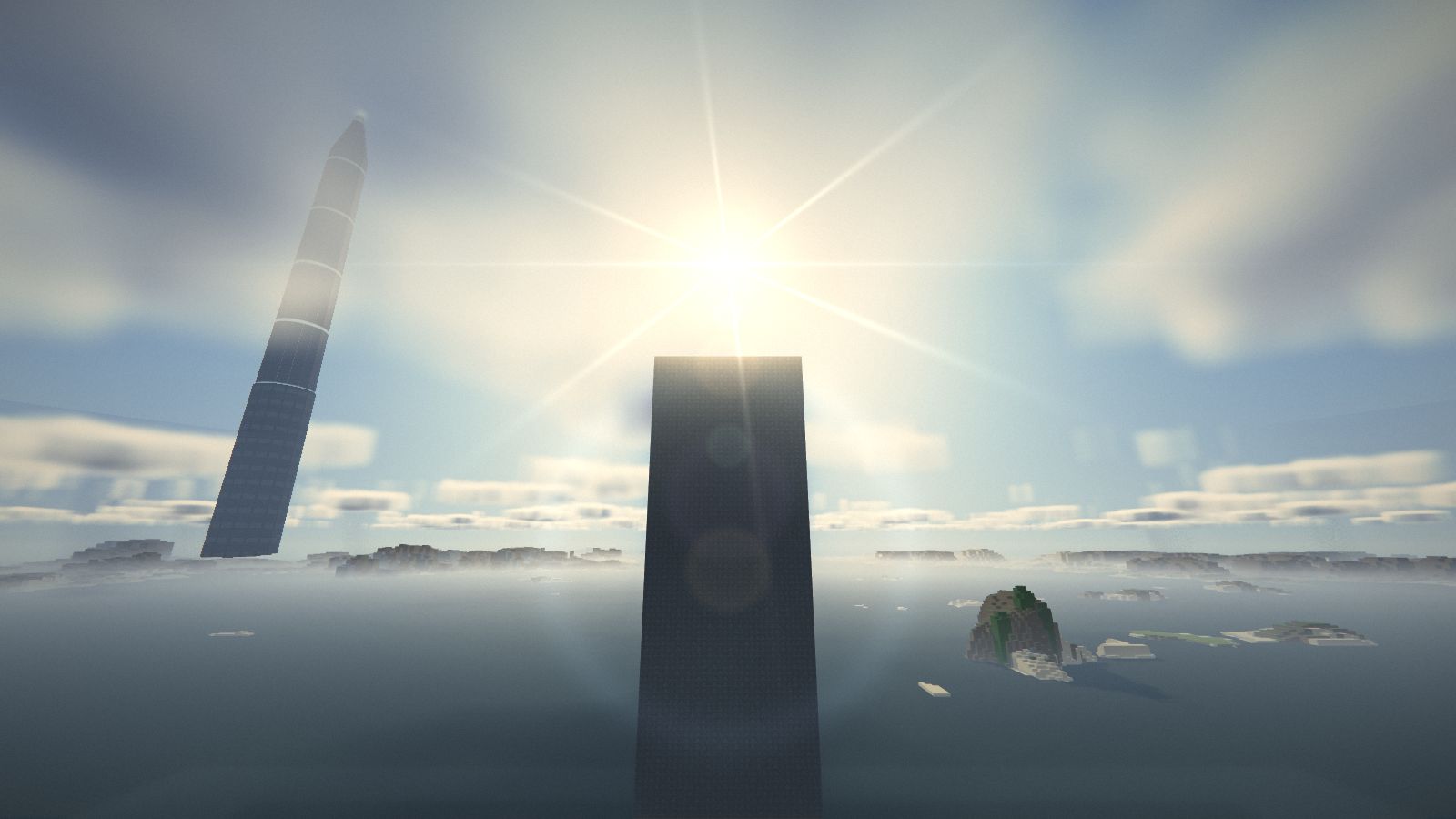 Le soleil derrière une tour, étoile, halo et reflets dans l'objectif